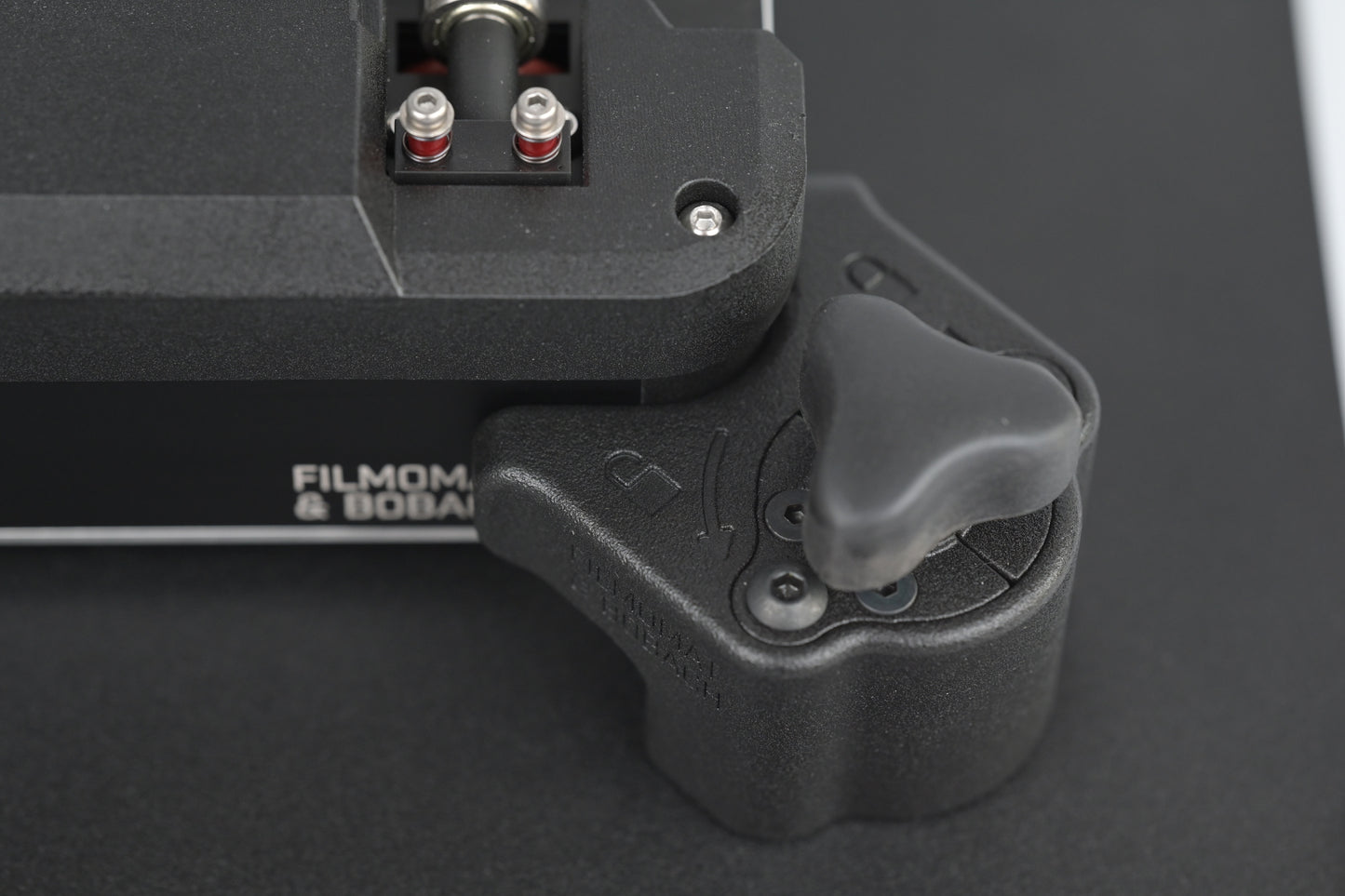 Magnetic Fixture for Autocarrier